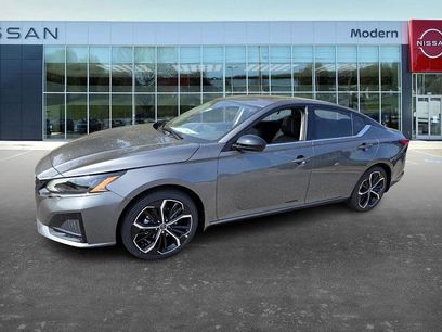 New 2025 Nissan Altima 2.5 SR w/ SR Premium Package