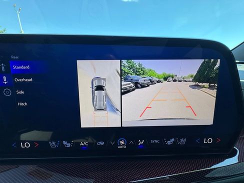 Used 2024 Chevrolet Traverse RS w/ LPO, Floor Liner Package AWD/4WD image 31