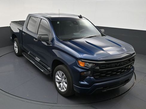 Used 2023 Chevrolet Silverado 1500 Custom RWD image 18