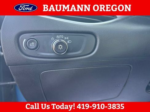 Used 2025 Chevrolet Malibu LT FWD image 19