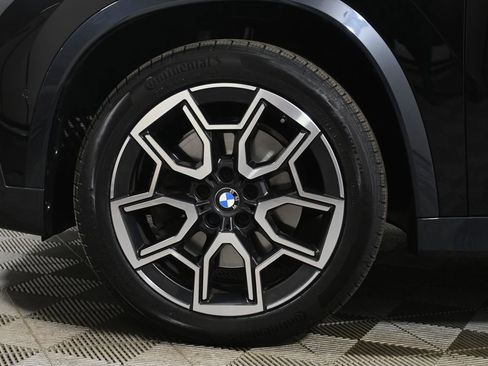 Certified 2023 BMW X1 xDrive28i w/ Convenience Package image 12