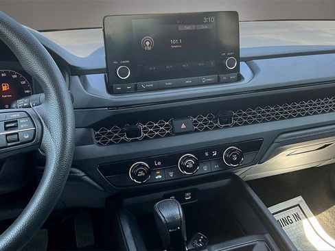 Used 2023 Honda Accord LX image 9