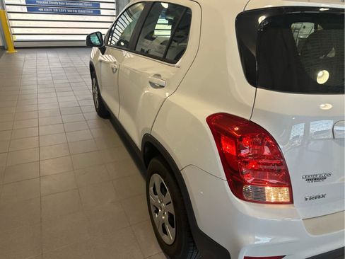 Used 2017 Chevrolet Trax LS image 4