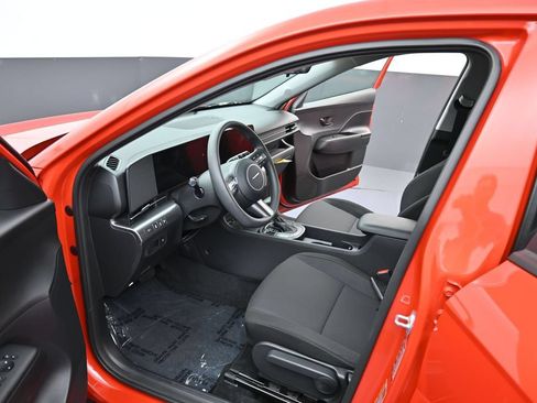 Used 2026 Hyundai Kona SE FWD image 12