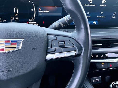 Used 2024 Cadillac XT4 Premium Luxury image 20