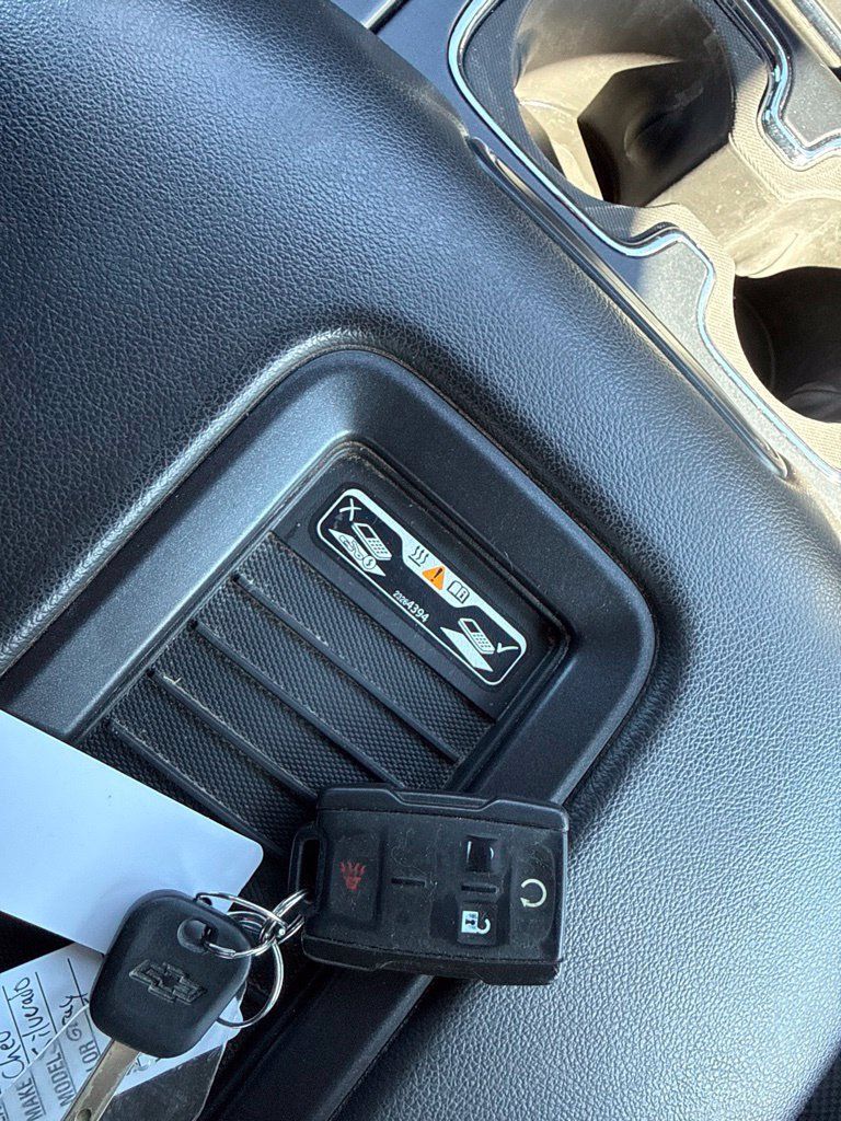 Used 2017 Chevrolet Silverado 1500 LT w/ All Star Edition AWD/4WD image 37