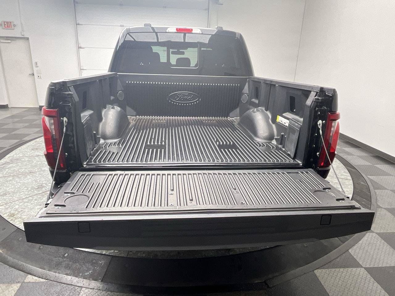Certified 2024 Ford F150 XLT w/ Equipment Group 302A MID AWD/4WD image 33