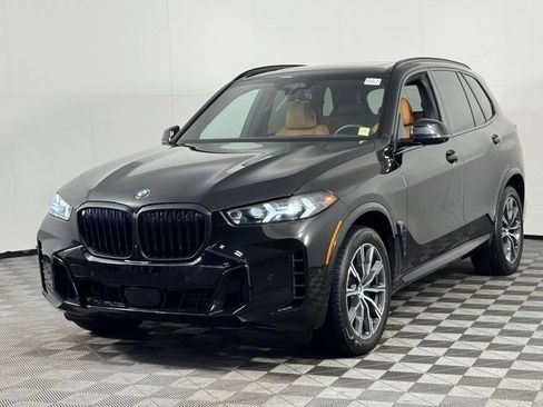 Used 2024 BMW X5 xDrive40i w/ M Sport Package AWD/4WD image 7