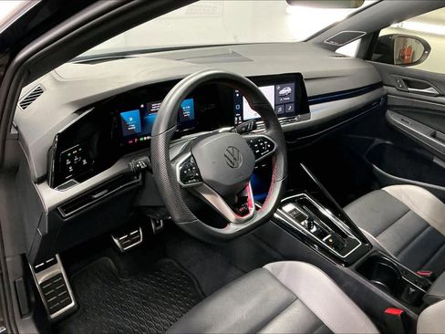 Used 2024 Volkswagen GTI Autobahn image 17