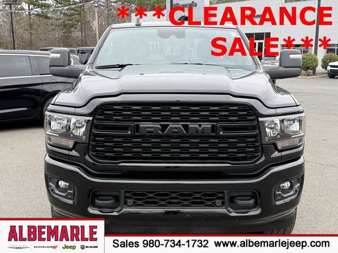 Used 2024 RAM 2500 Big Horn w/ Night Edition image 9