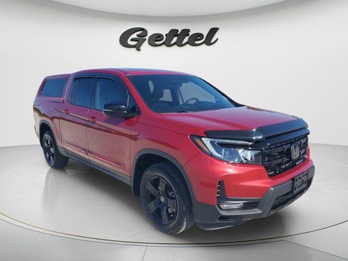 Used 2025 Honda Ridgeline Black Edition image 3