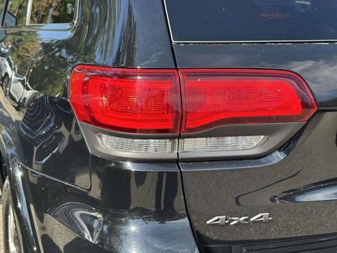Certified 2021 Jeep Grand Cherokee Limited w/ Quick Order Package 28K 80th AWD/4WD image 12