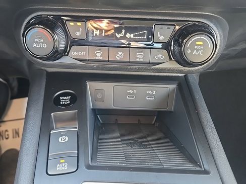 New 2026 Nissan Kicks SV image 18