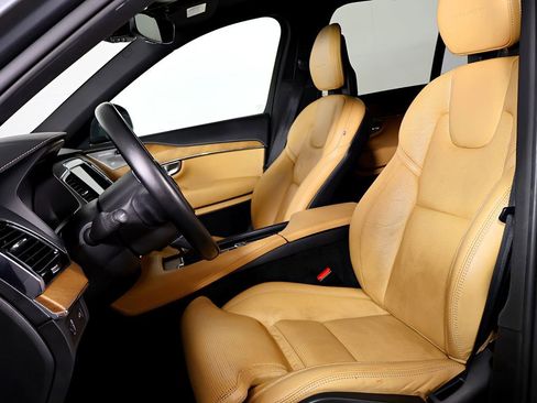 Used 2018 Volvo XC90 T6 Inscription w/ Convenience Package image 18