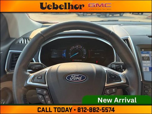Used 2019 Ford Edge Titanium w/ Equipment Group 301A FWD image 26