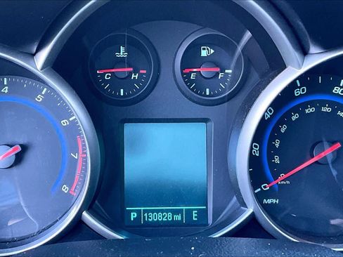 Used 2016 Chevrolet Cruze LT image 24