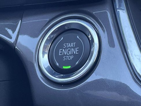 New 2026 Chevrolet Trax ACTIV w/ Sunroof Package image 23