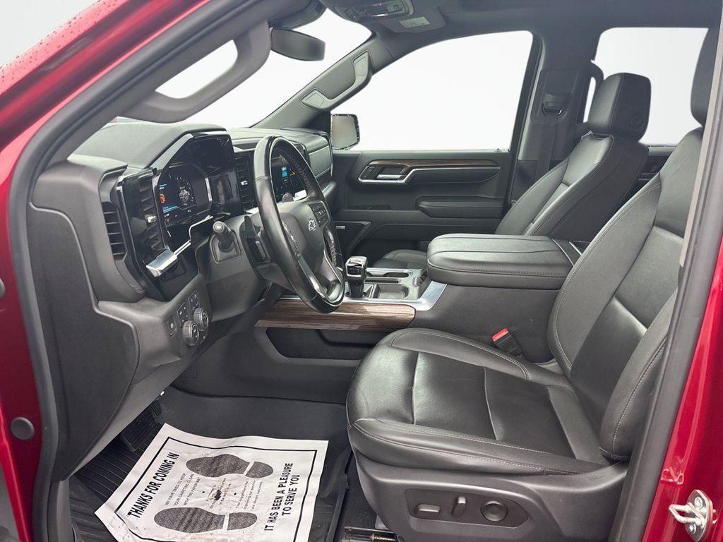Used 2024 Chevrolet Silverado 1500 RST AWD/4WD image 26