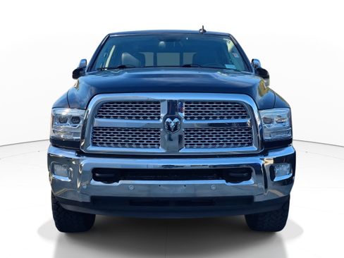 Used 2017 RAM 2500 Laramie image 2