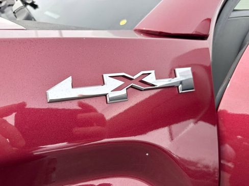 Used 2015 GMC Sierra 1500 SLT w/ SLT Crew Cab Value Package image 26