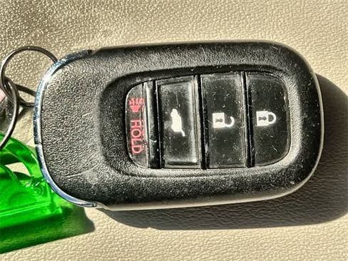 Used 2025 Honda HR-V LX image 21