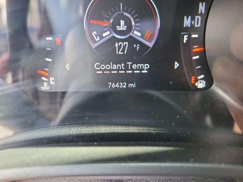 Used 2020 Dodge Challenger SXT RWD image 14