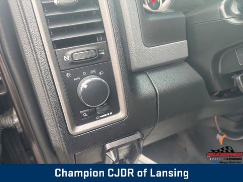 Used 2016 RAM 1500 ST w/ SXT Appearance Group image 17