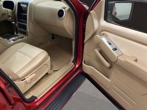 Used 2007 Mercury Mountaineer AWD image 18
