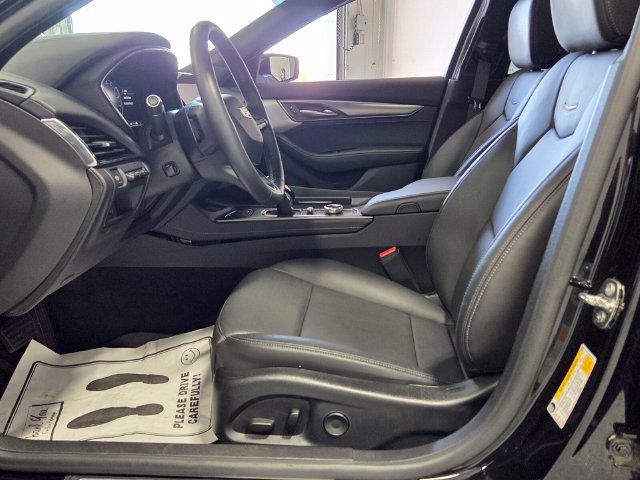 Used 2024 Cadillac CT5 Premium Luxury RWD image 3