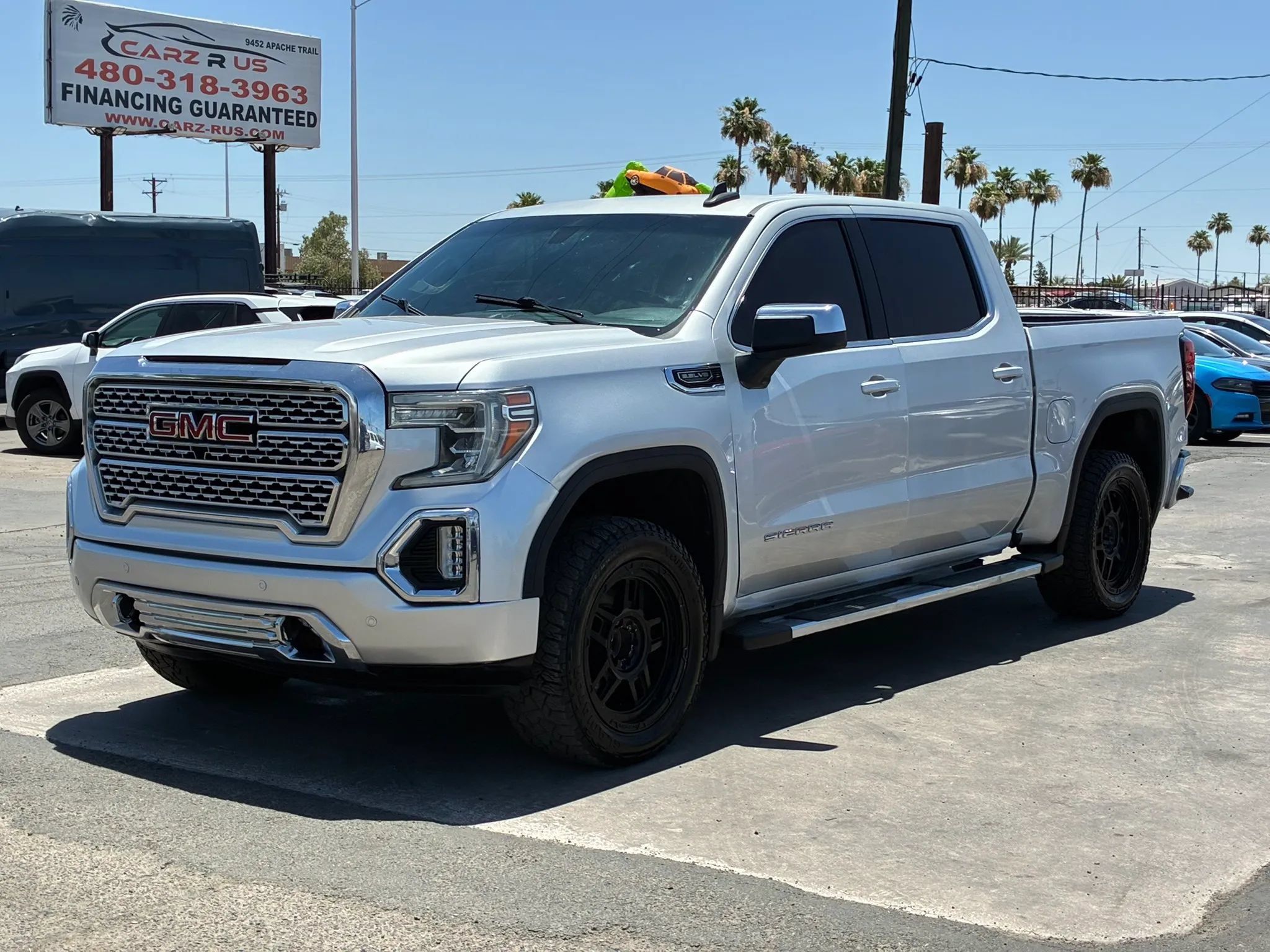 Used 2020 GMC Sierra 1500 SLE w/ SLE Value Package RWD image 2