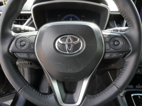 Certified 2025 Toyota Corolla Cross XLE AWD/4WD image 26