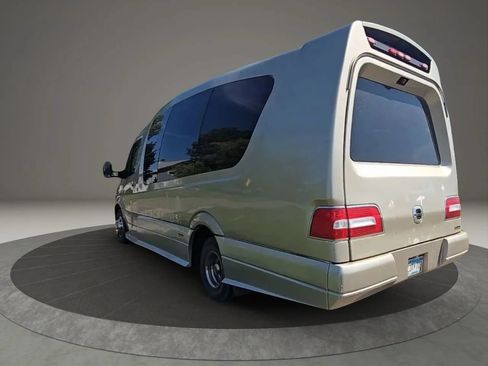Used 2012 Mercedes-Benz Sprinter 3500 image 4