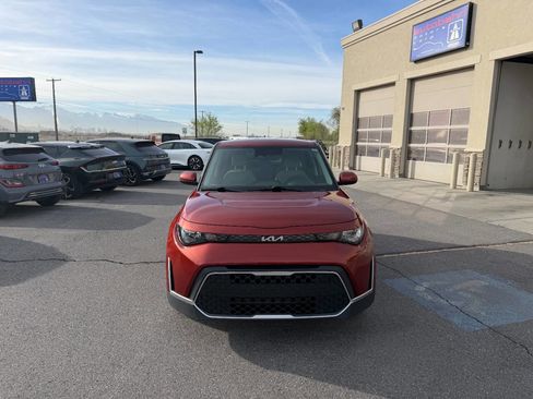 Used 2024 Kia Soul LX w/ Option Group 015 image 2