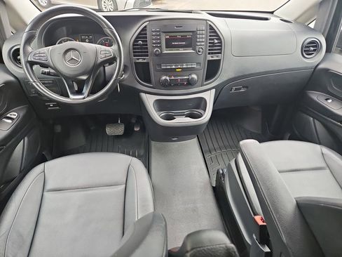 Used 2020 Mercedes-Benz Metris Passenger image 11