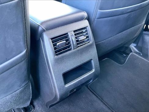 Used 2025 Mitsubishi Outlander SE AWD/4WD image 15