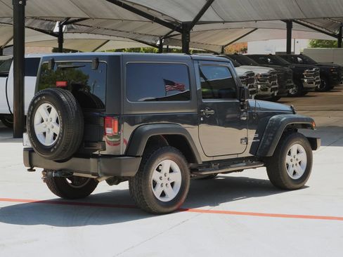 Used 2017 Jeep Wrangler Sport w/ Quick Order Package 24S AWD/4WD image 5