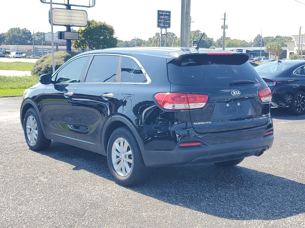 Used 2018 Kia Sorento L FWD image 3