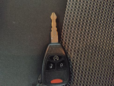 Used 2014 Jeep Patriot Latitude AWD/4WD image 32