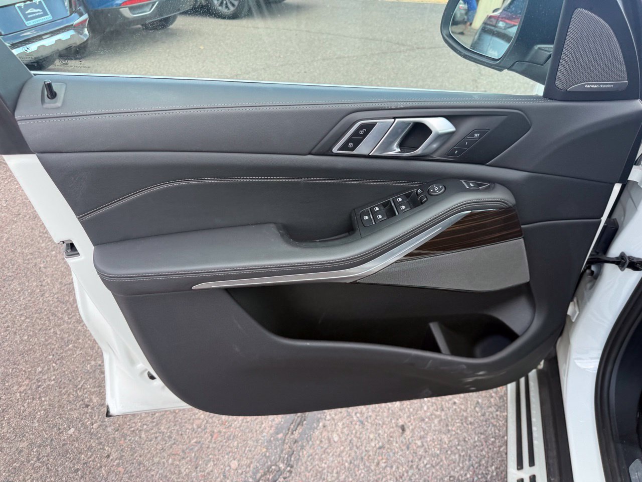 Used 2026 BMW X5 xDrive40i AWD/4WD image 15