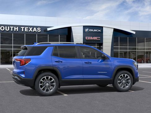 New 2026 GMC Terrain Elevation w/ Elevation Premium Package image 5