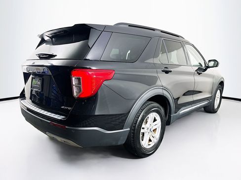 Used 2023 Ford Explorer XLT w/ Equipment Group 202A image 9