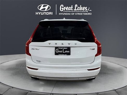 Used 2020 Volvo XC90 T8 Momentum image 4