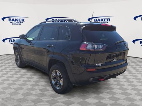 Used 2019 Jeep Cherokee Trailhawk w/ Cold Weather Group AWD/4WD image 6