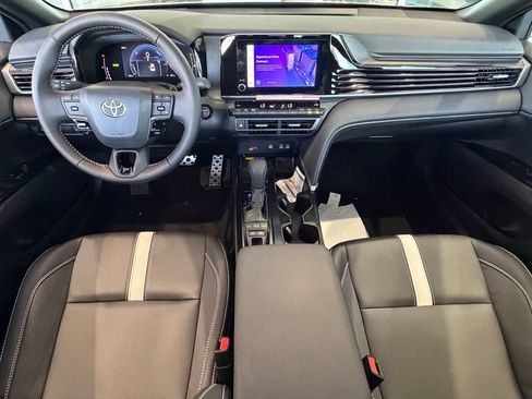 Certified 2026 Toyota Camry SE FWD image 33