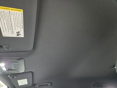 New 2026 Chevrolet Equinox EV LT image 26