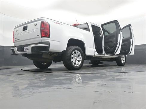Used 2022 Chevrolet Colorado LT w/ Safety Package image 52