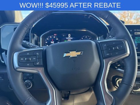 Used 2025 Chevrolet Silverado 1500 LT image 18