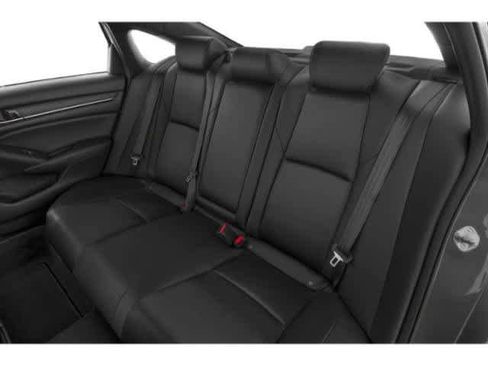 Used 2019 Honda Accord Sport image 15