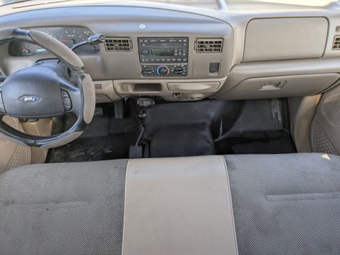Used 2004 Ford F350 4x4 Crew Cab DRW Super Duty image 17