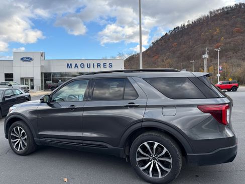 Certified 2020 Ford Explorer ST w/ Premium Technology Package image 6